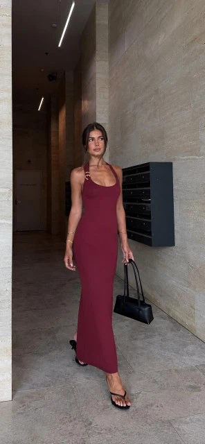 Ribbed-Neck Round Dress
