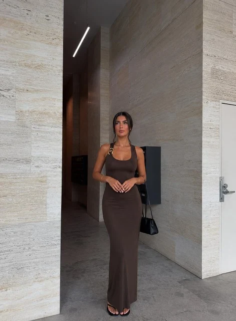 Ribbed-Neck Round Dress